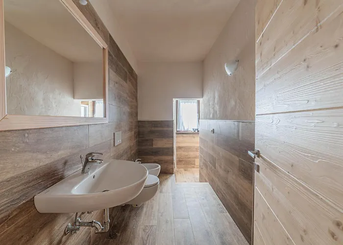 Casa Scola * Фалькаде